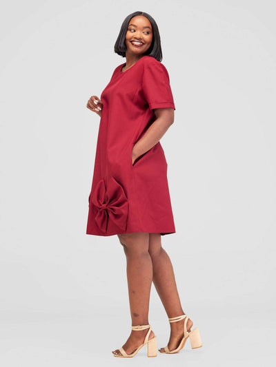 Mariste Tausi Shift Dress - Maroon - Shopzetu