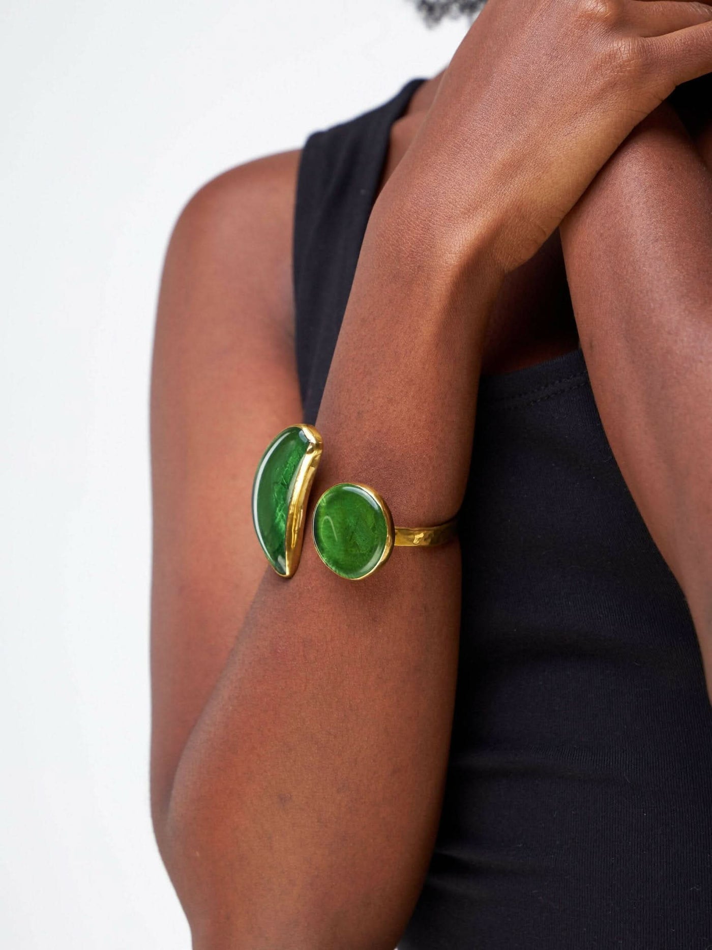 Kijivu Creatives Glass Bangle - Green - Shopzetu