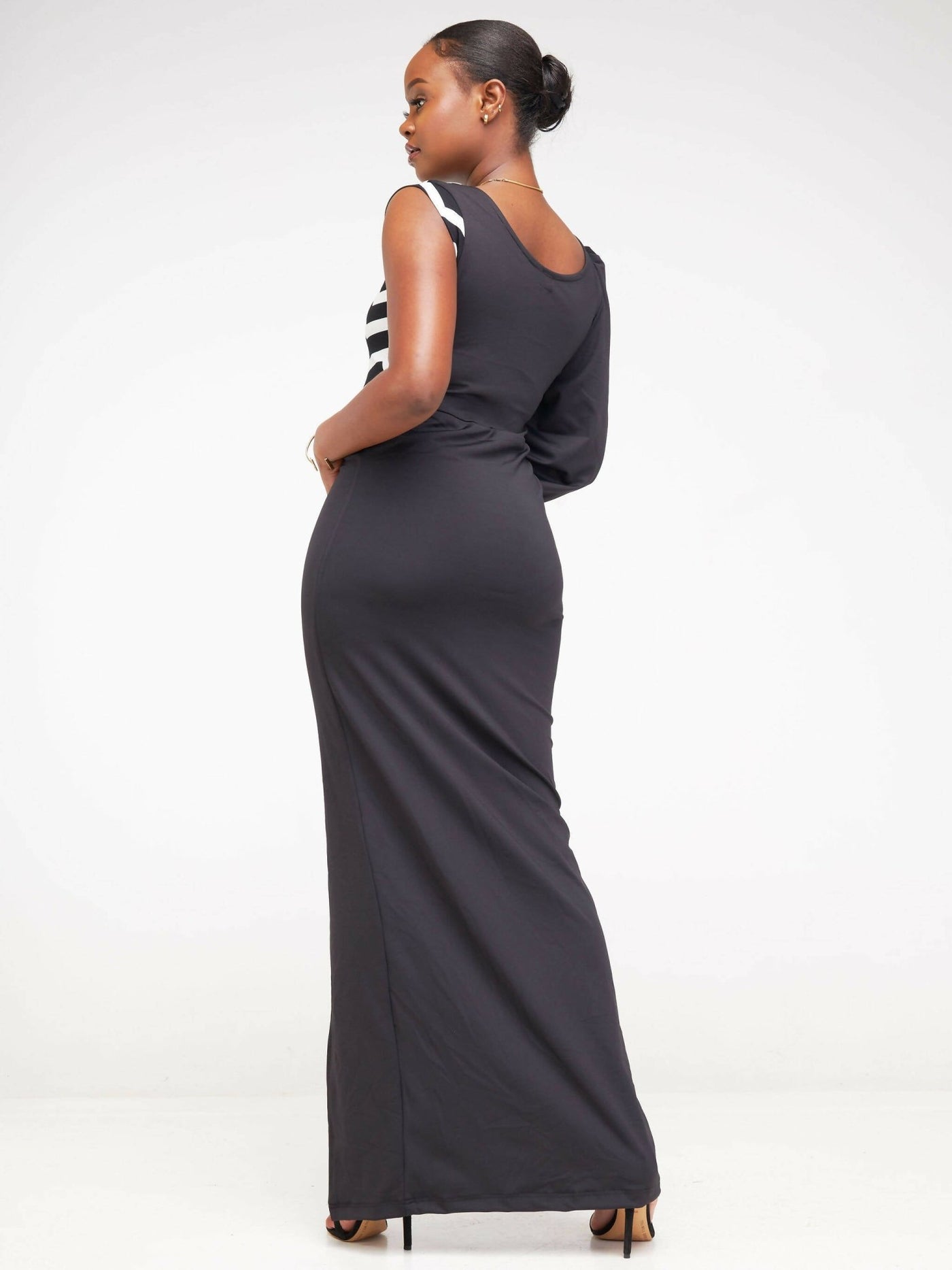 Juka Closet Maxi Dress - Black - Shopzetu