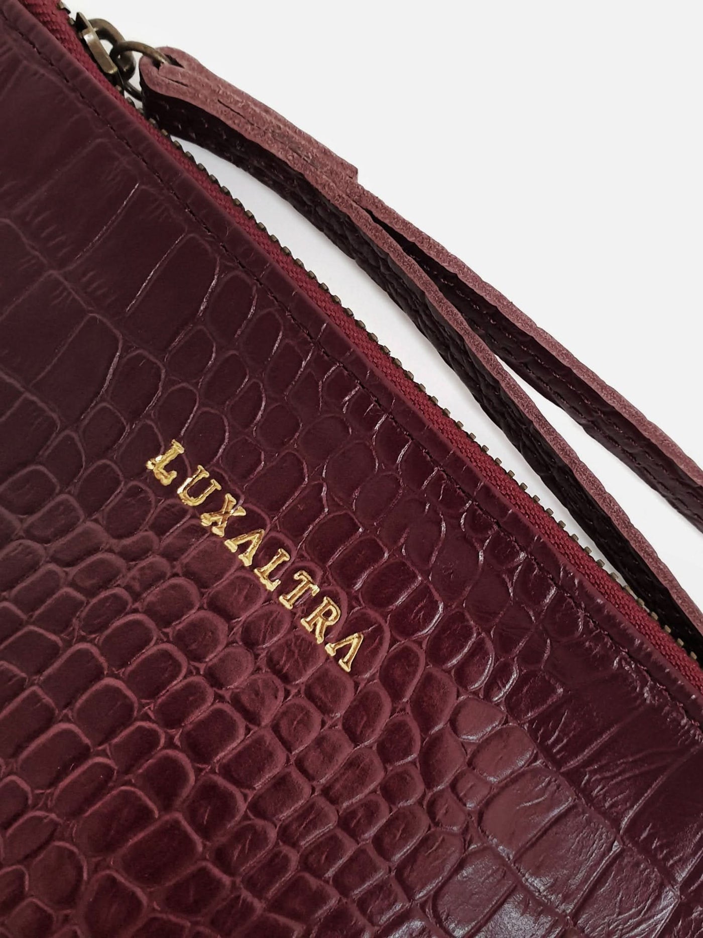 Luxaltra Croc Mini Status Clutch - Burgundy - Shopzetu