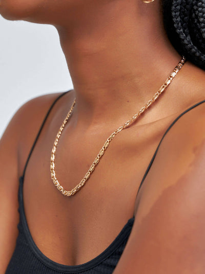 Nailu Nayana Chain - Gold - Shopzetu