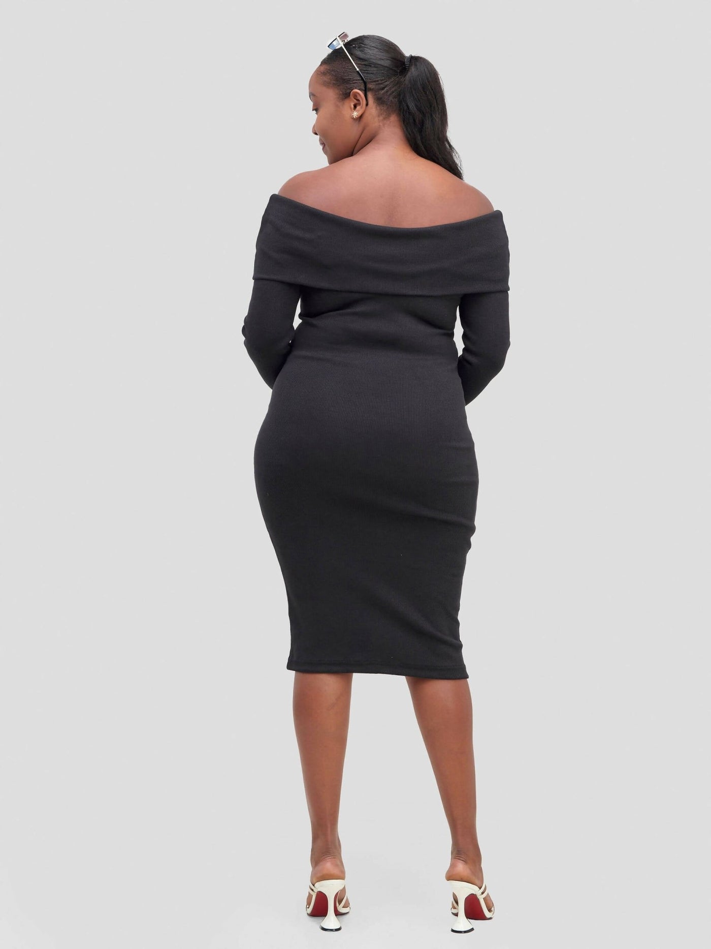 Chic Plug Off-Shoulder Dress - Black - Shopzetu