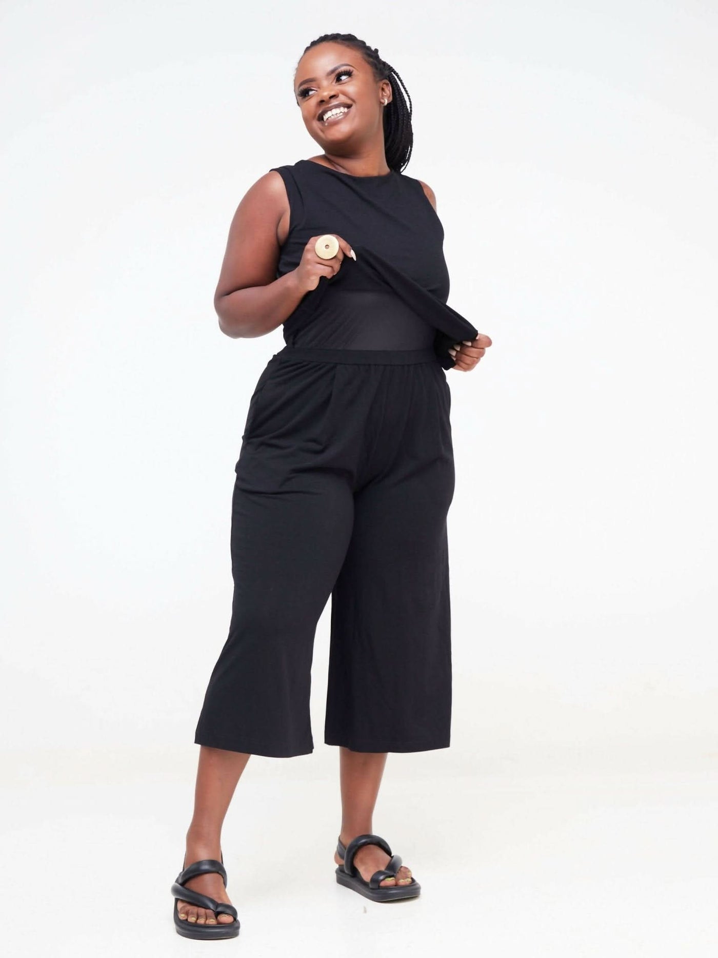 Hessed Sleeveless Jumpsuits - Black - Shopzetu