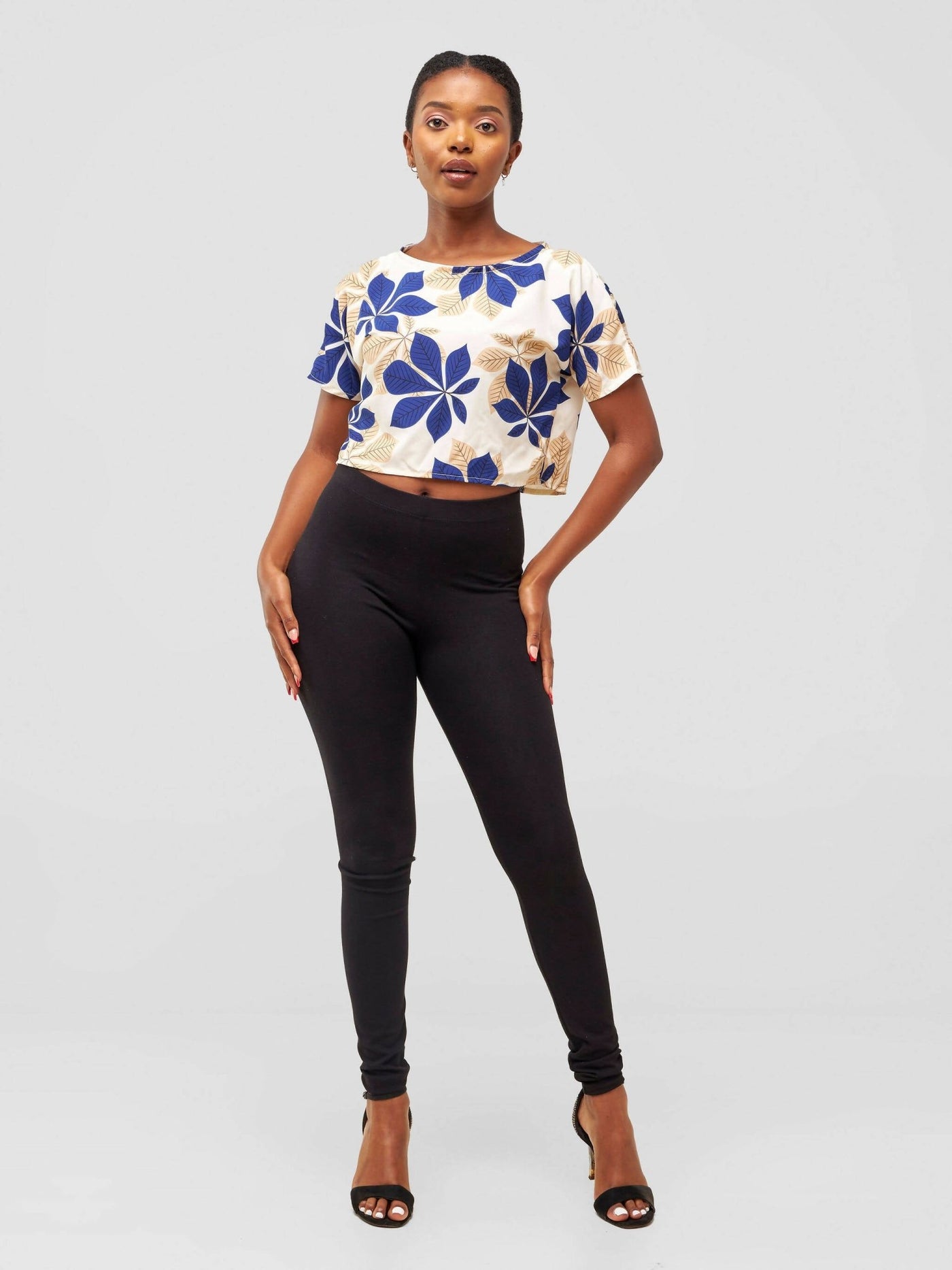 Timyt Urban Wear Diva Dazzle Belly Baring Top - Floral - Shopzetu