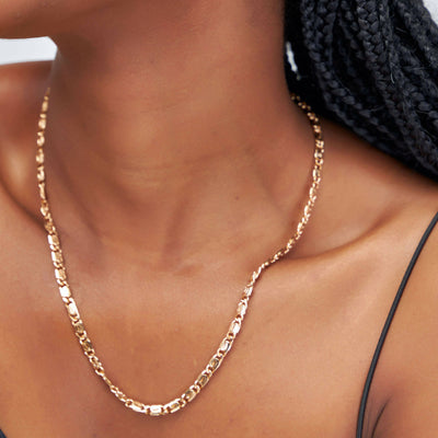 Nailu Nayana Chain - Gold - Shopzetu