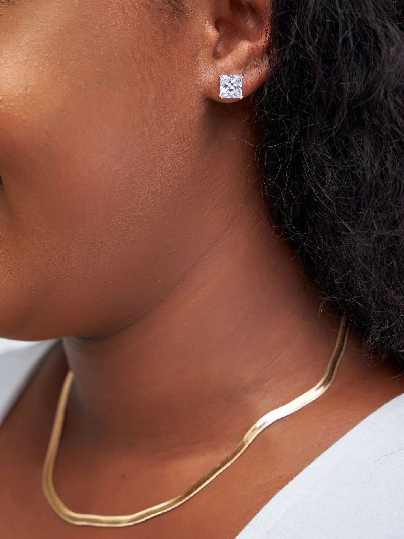 Nailu Studs - Gold - Shopzetu